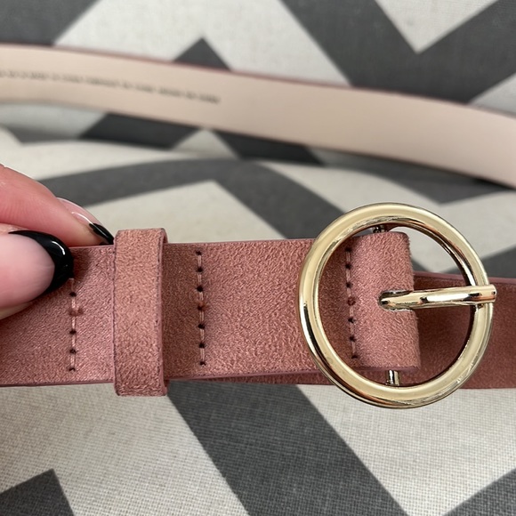 H&M Belt - Picture 4 of 4